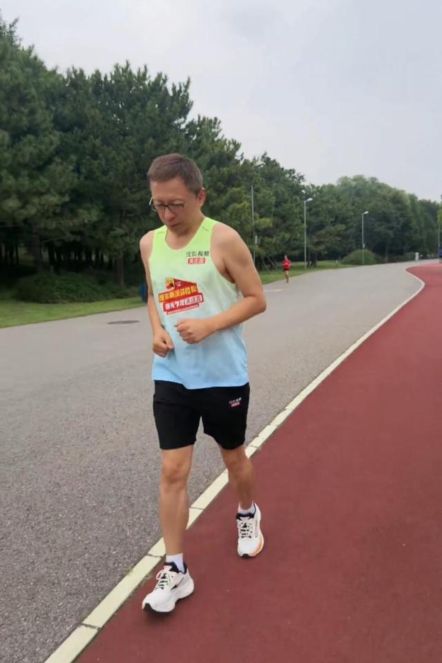 公里跑步训, 心率维持在, 日进入休整 公里跑步训, 心率维持在, 日进入休整