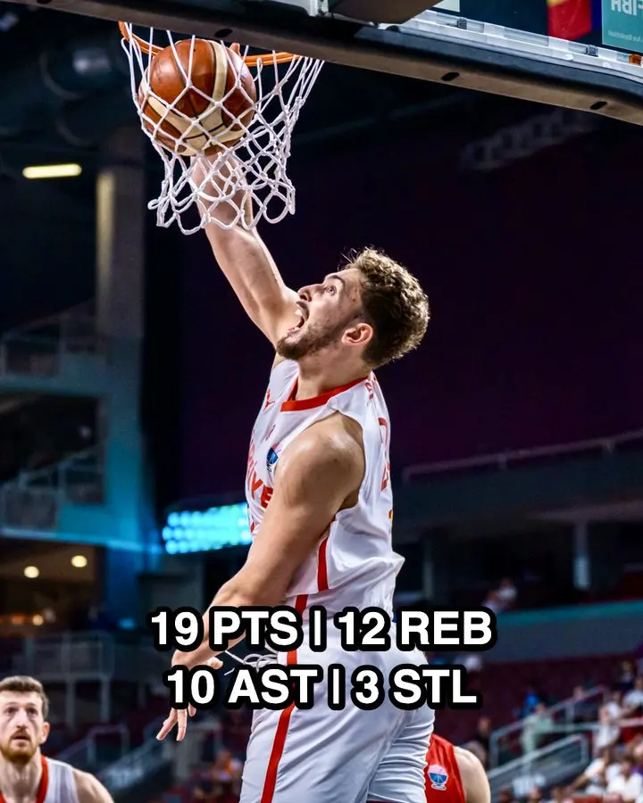 休斯顿媒体, 肯德里克, 字母哥吗